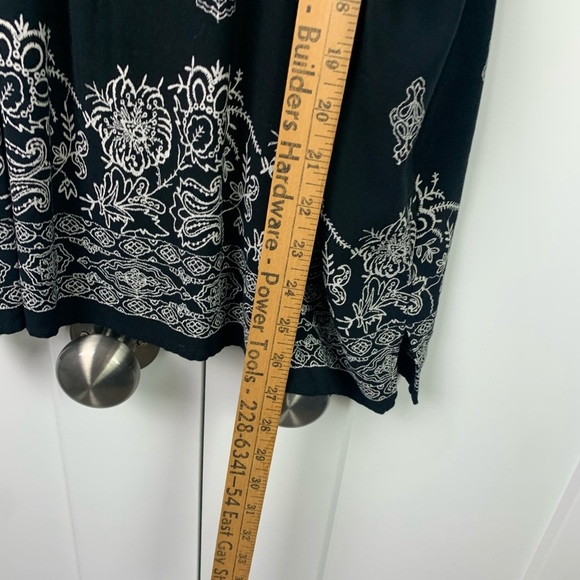 LOFT black Boho Tank Top LARGE Pom Trim V Neck - Picture 5 of 7